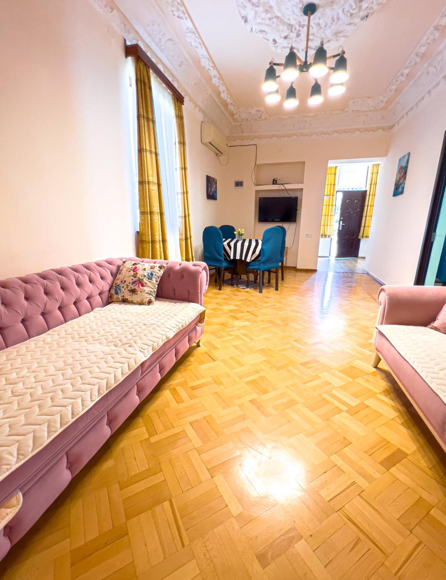 Apartment Deme Кутаиси Экстерьер фото